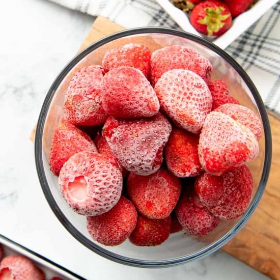 How to Freeze Strawberries