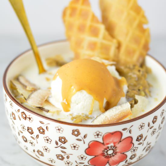 Coconut Latte Ice Cream Sundae Oatmeal