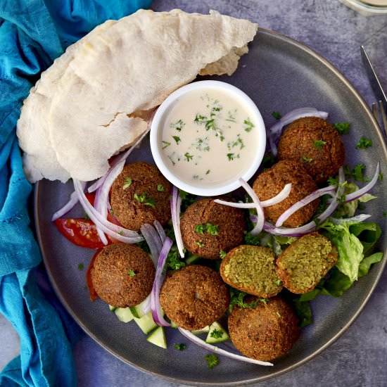 Homemade Falafel With Tahini Sauce