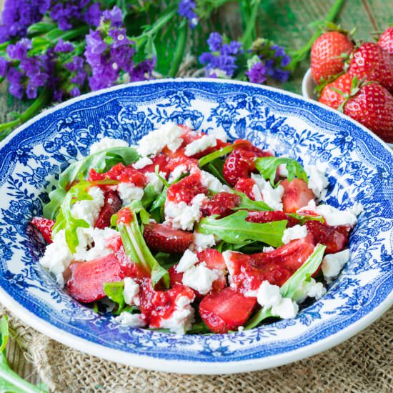 Strawberries and Arugula Salad