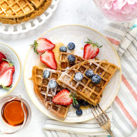 Healthy Oat Waffles