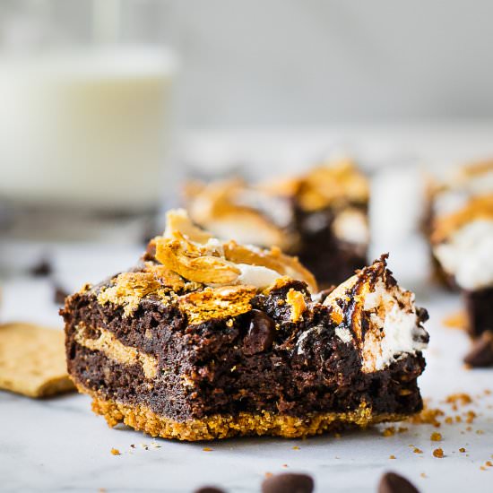 Healthy S’mores Brownies
