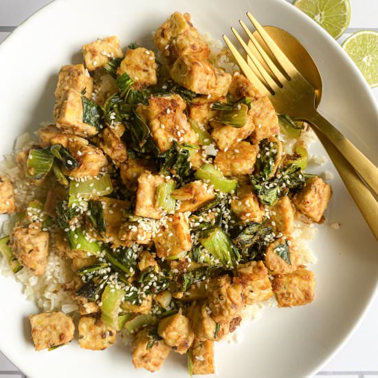 Simple Sesame Tempeh Stir Fry
