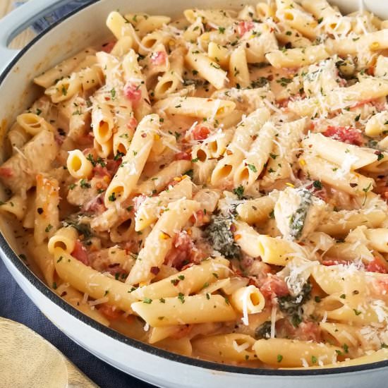 one pot creamy chicken pasta
