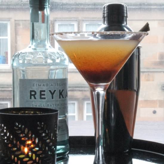Spiced Sparkling Cider Cocktail