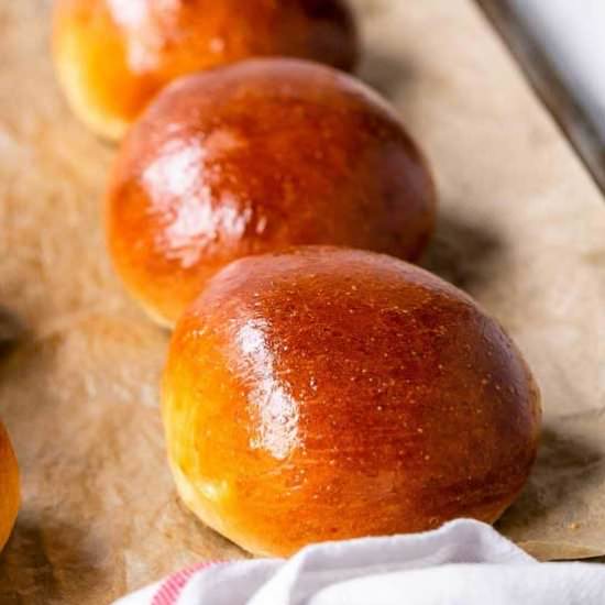 Japanese milk buns
