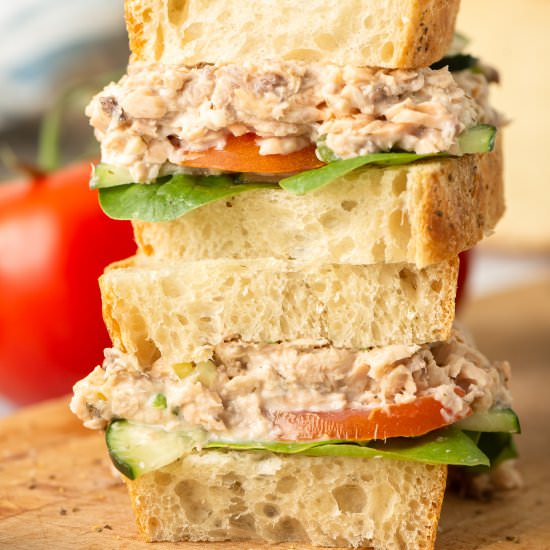 Salmon Salad Sandwiches