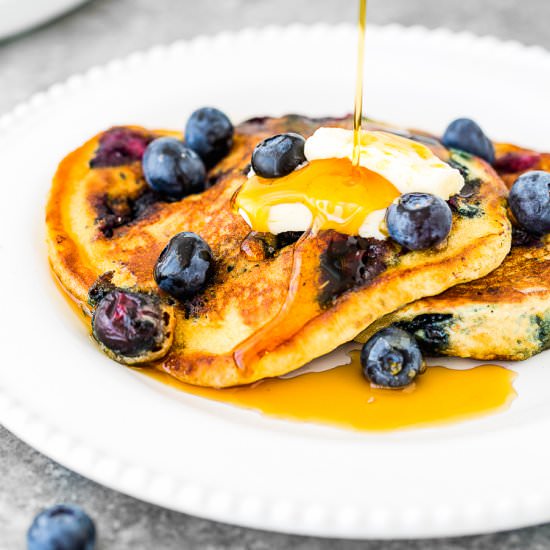 Eggless Blueberry Pancakes