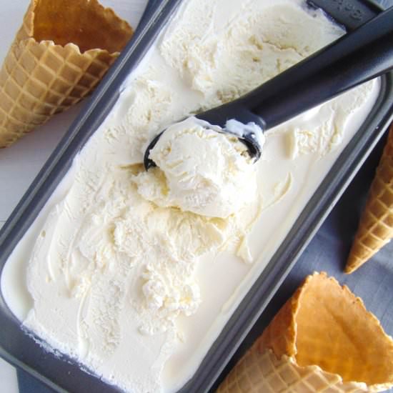 No-Churn Vanilla Ice Cream