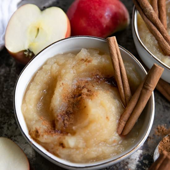 Homemade Applesauce Recipe