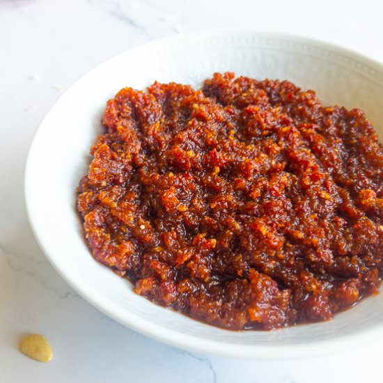 Classic Sun-Dried Tomato Pesto