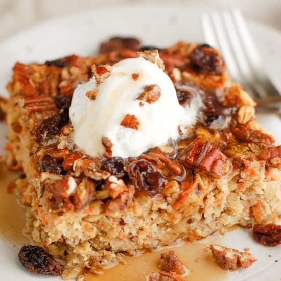 Healthy Carrot Cake Baked Oatmeal