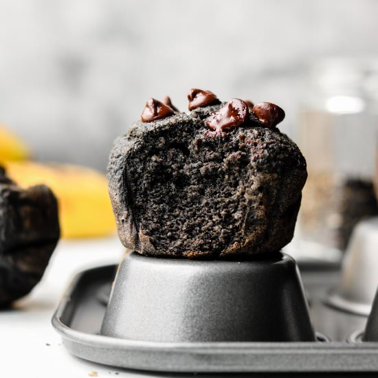 black sesame banana muffins