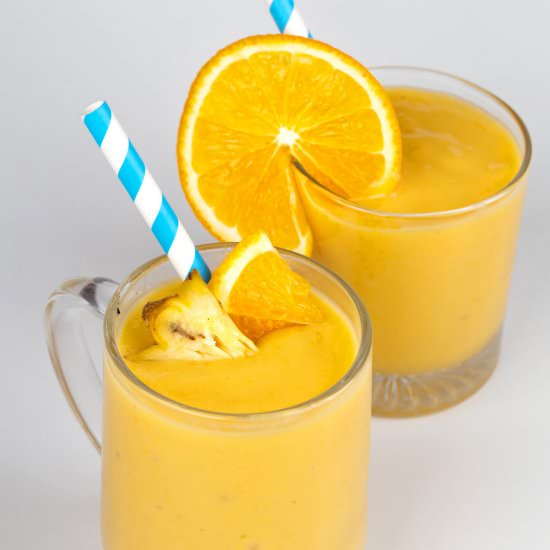 Delicious-Healthy Tropical Smoothie