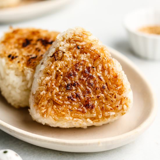 yaki onigiri (grilled rice balls)