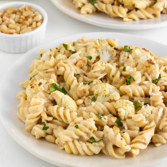 Roasted Cauliflower Pasta (Vegan)