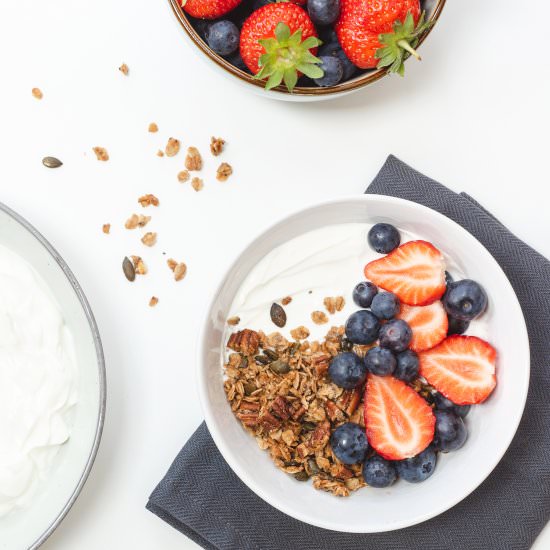 Simple Homemade Maple Pecan Granola