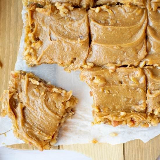 Healthy No Bake Oat Apple Bars