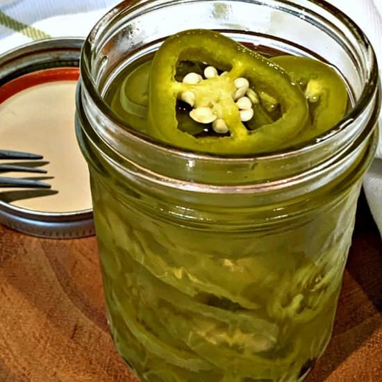 10 Minute Pickled Jalapenos