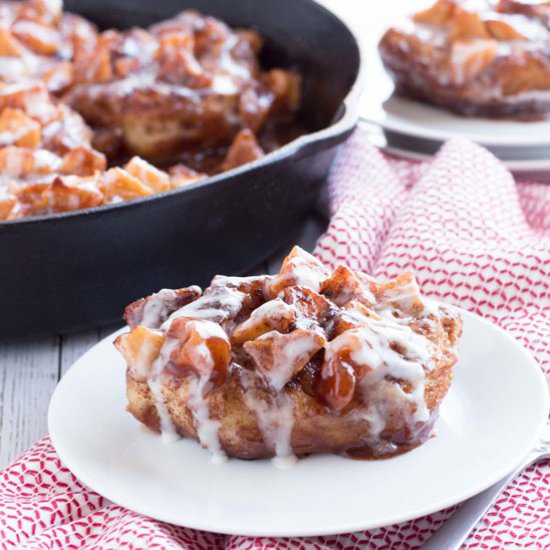 Skillet Apple Pie Biscuits