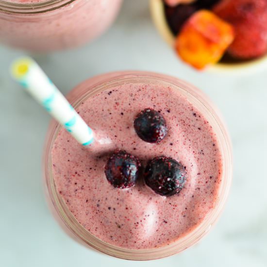 Mango Berry Smoothie