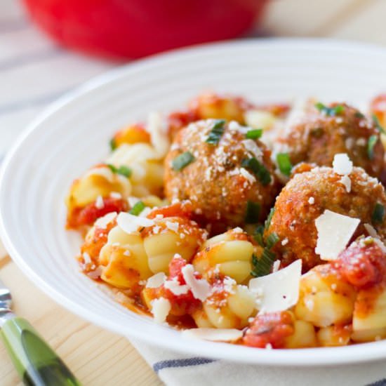Meatballs in tomato sauce