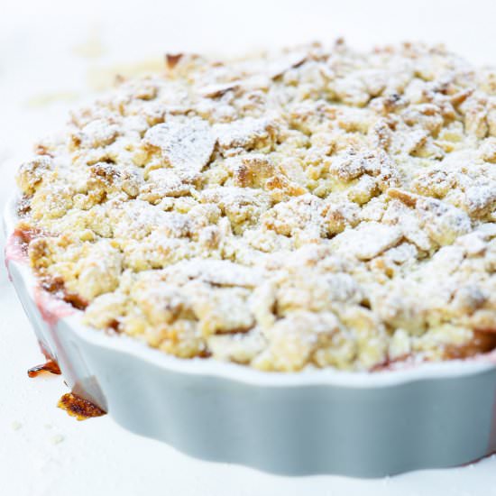 Vegan Amaretto & Rhubarb Crumble