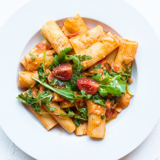 Arugula and Cherry Tomatoes Rigatoni