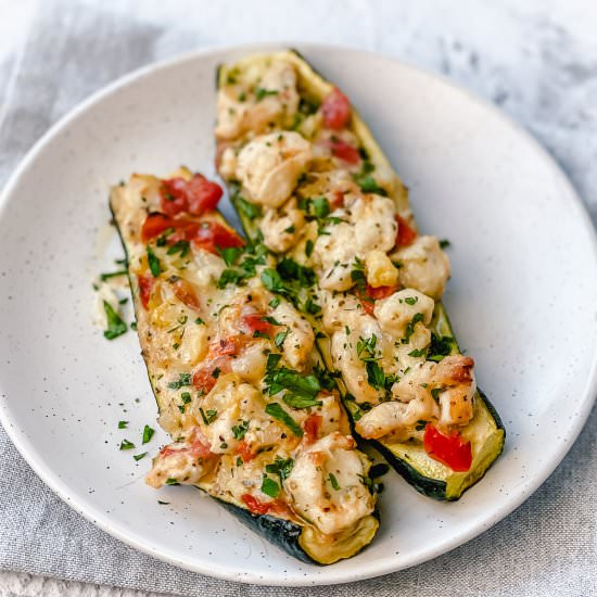 Stuffed zucchini boats with chicken
