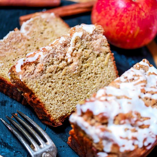 Low-Carb Apple Cobbler Bread