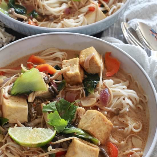 Coconut Curry Rice Noodles