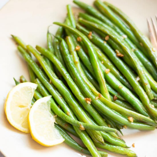 Green Beans with Garlic & Lemon