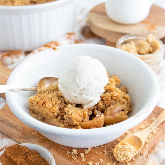 Vegan Baked Apple Crisp