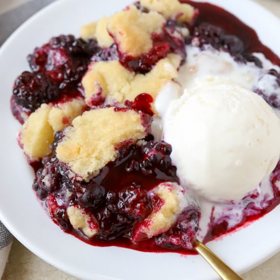 Blackberry Cobbler