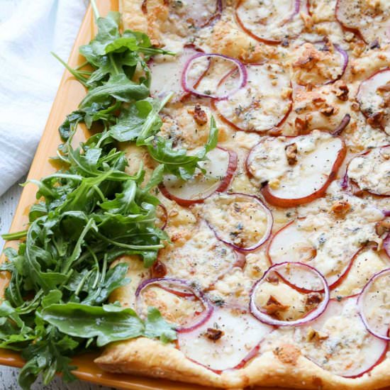 Puff Pastry with pears & gorgonzola