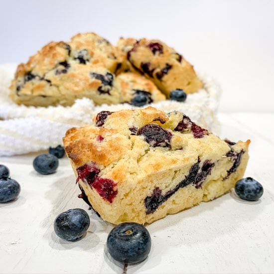 Fresh Blueberry Scones