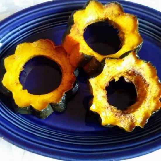 Simple orange cinnamon acorn squash