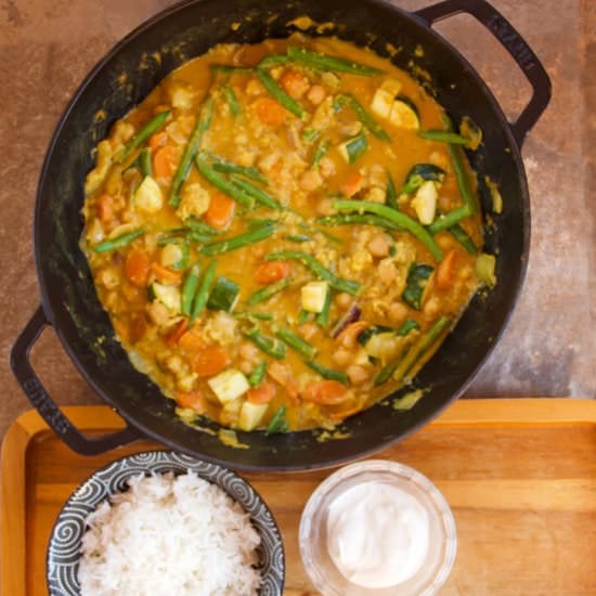 Easy Red Vegetable Curry