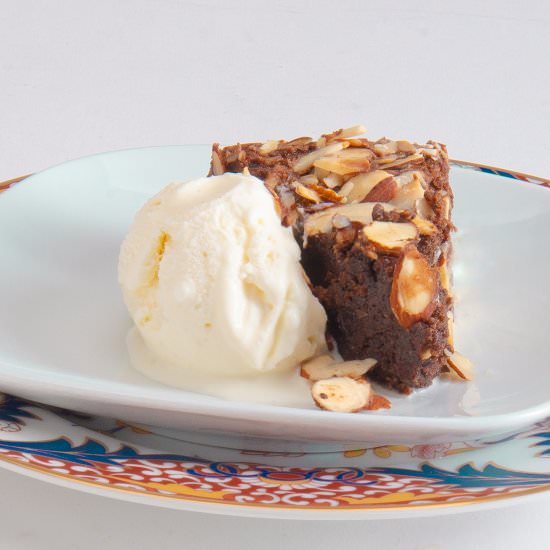 Chocolate And Almond Torte