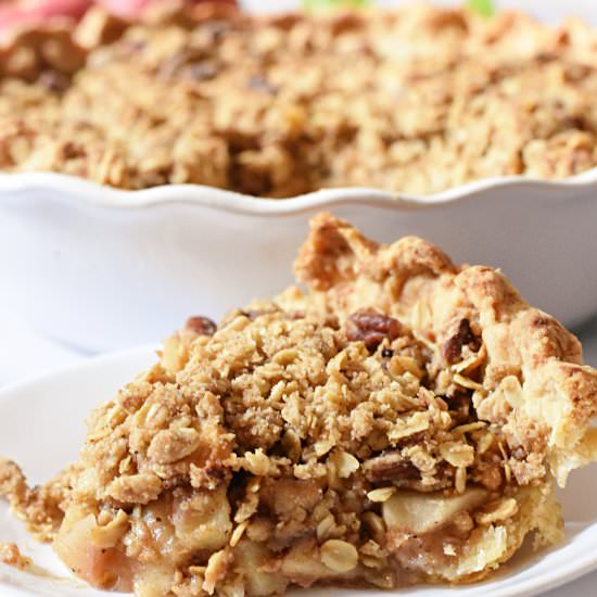 Spiced Apple Pie with Crumb Topping