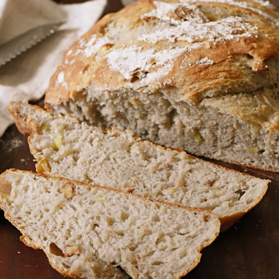 Apple Cinnamon Bread