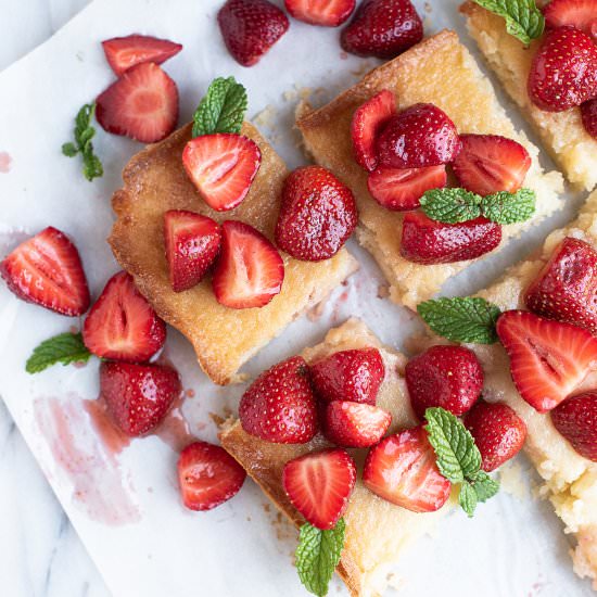 Strawberry Chewy Butter Bars