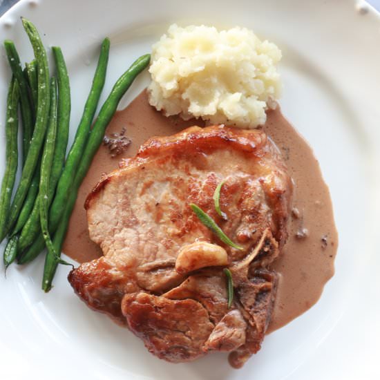 Pork Chops in Porto-Cream Sauce