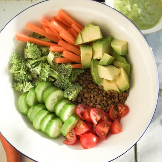 Lentil & summer veggies buddha bowl