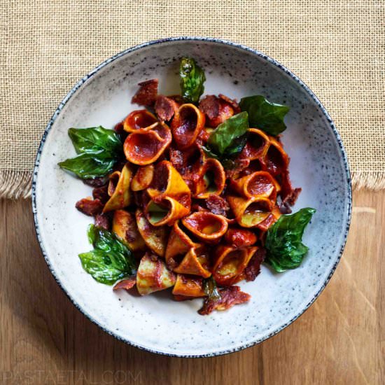 Spinach and Paprika Funghini Arrabb