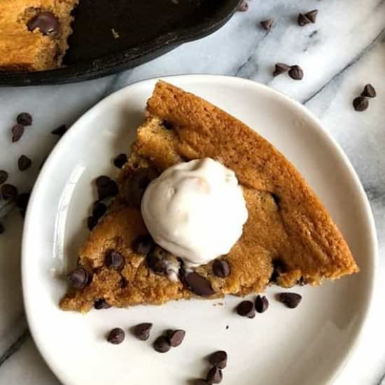 Peanut Butter Cookie Skillet