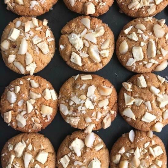 White Choc. Macadamia Nut Cookies