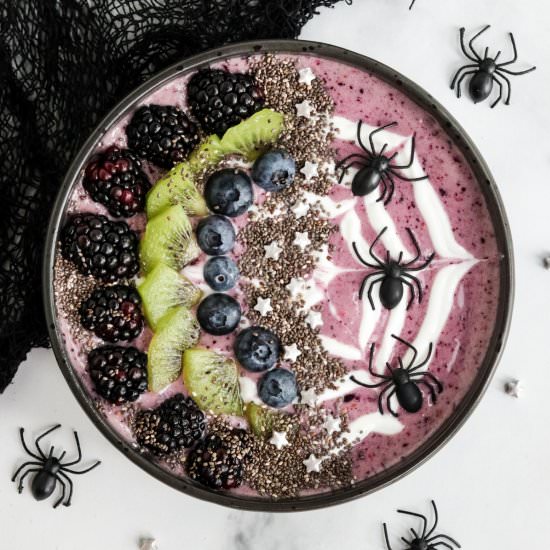 Spooky Smoothie Bowl