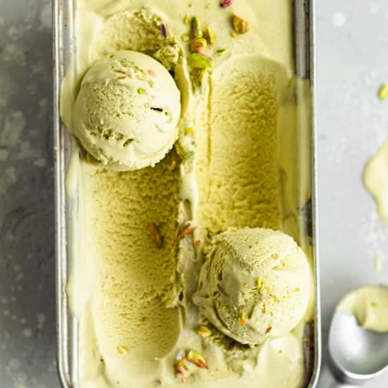 VEGAN PISTACHIO ICE CREAM
