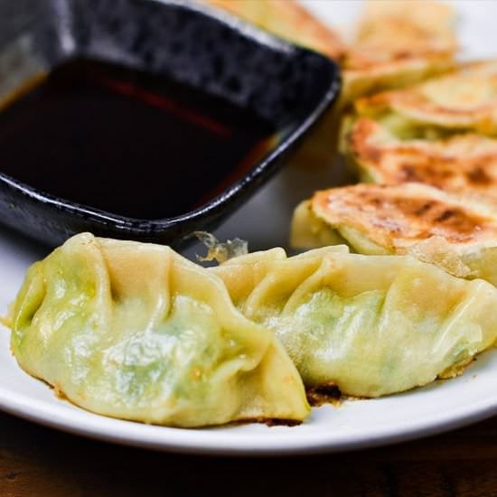 Japanese Vegetable Gyoza with Tofu